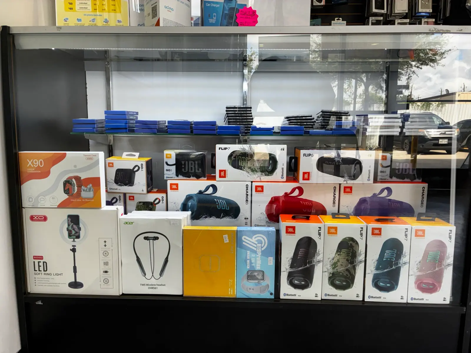 JBL Flip 7, Charge 6 and Go speakers
