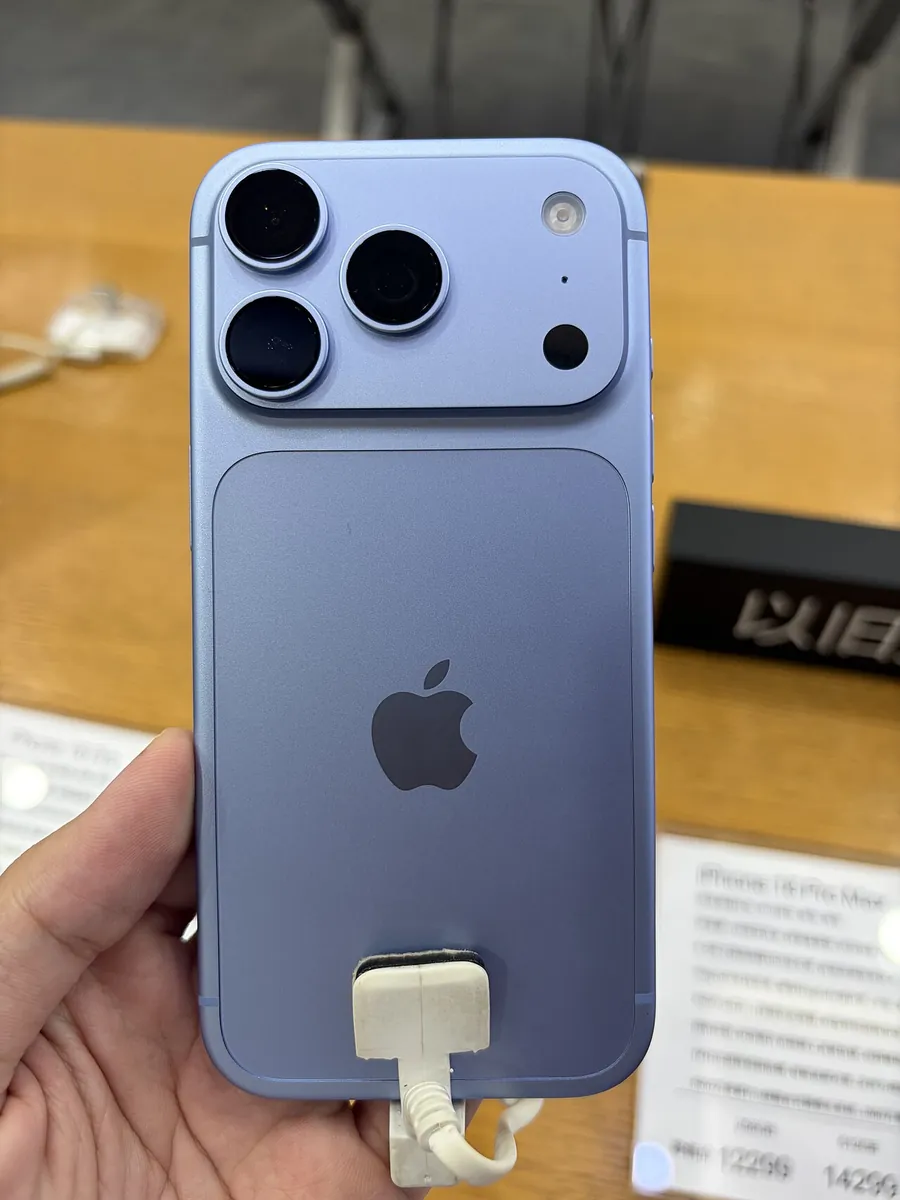 Parte trasera de un iPhone 18 Pro